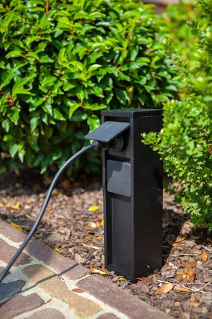 Lutec słupek zewnętrzny zasilający Mains IP54 2xgniazdo z uziemieniem 9702202012