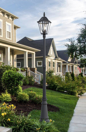 Lutec latarnia solarna London E12 (załączono LED 6W 300lm 2700K) czarna 227cm IP44 6951301189