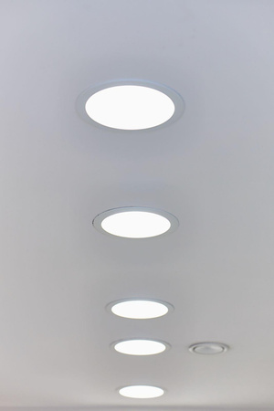 Mistic Lighting łazienkowa oprawa sufitowa LED Ecoeye 25W 2350lm 4000K biała wpuszczana IP44 MSTC-05411310