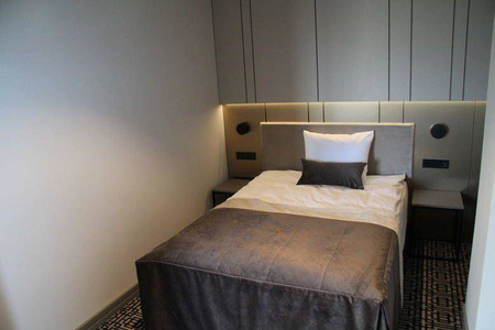 Mistic Lighting kinkiet LED Eclipse 6W 540lm 3000K czarny DIM (ściemnialny) MSTC-05411182